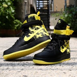 black and yellow shoes nike